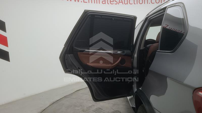 WBAZV4102DL926884 Auction: EmiratesAuction Lot: 409005 WBAZV4102DL926884 BMW X5 2013 GREY Photo 29