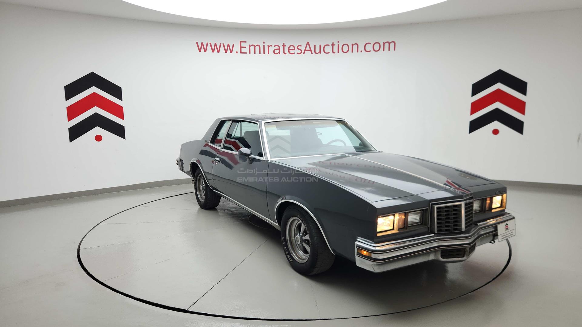 1979 PONTIAC GRAND PRIX VIN: 2K37Y92513443