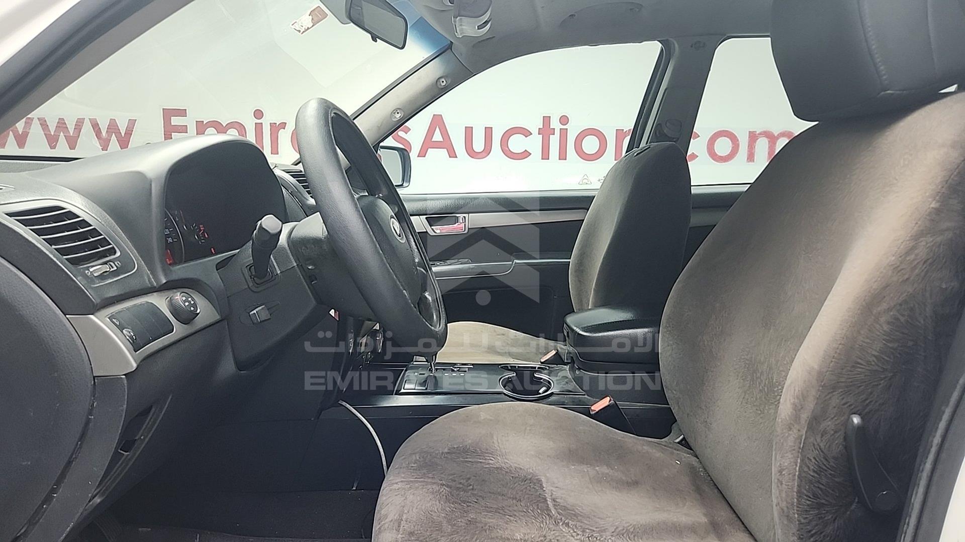 2015 KIA MOHAVE VIN: KNAKM8116F5127685
