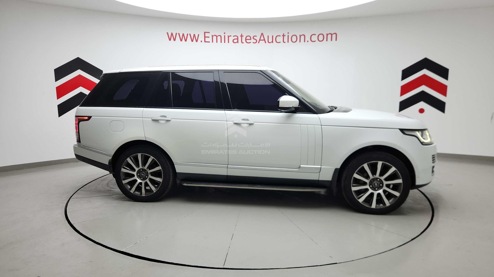 2015 RANGE ROVER VOGUE VIN: SALGA2EF2FA200250