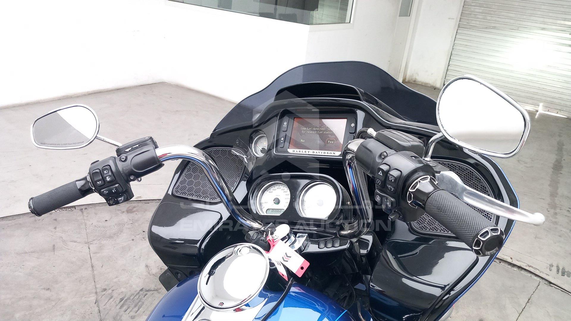 2015 HARLEY-DAVIDSON FLHXS VIN: 1HD1KTM13FB628746