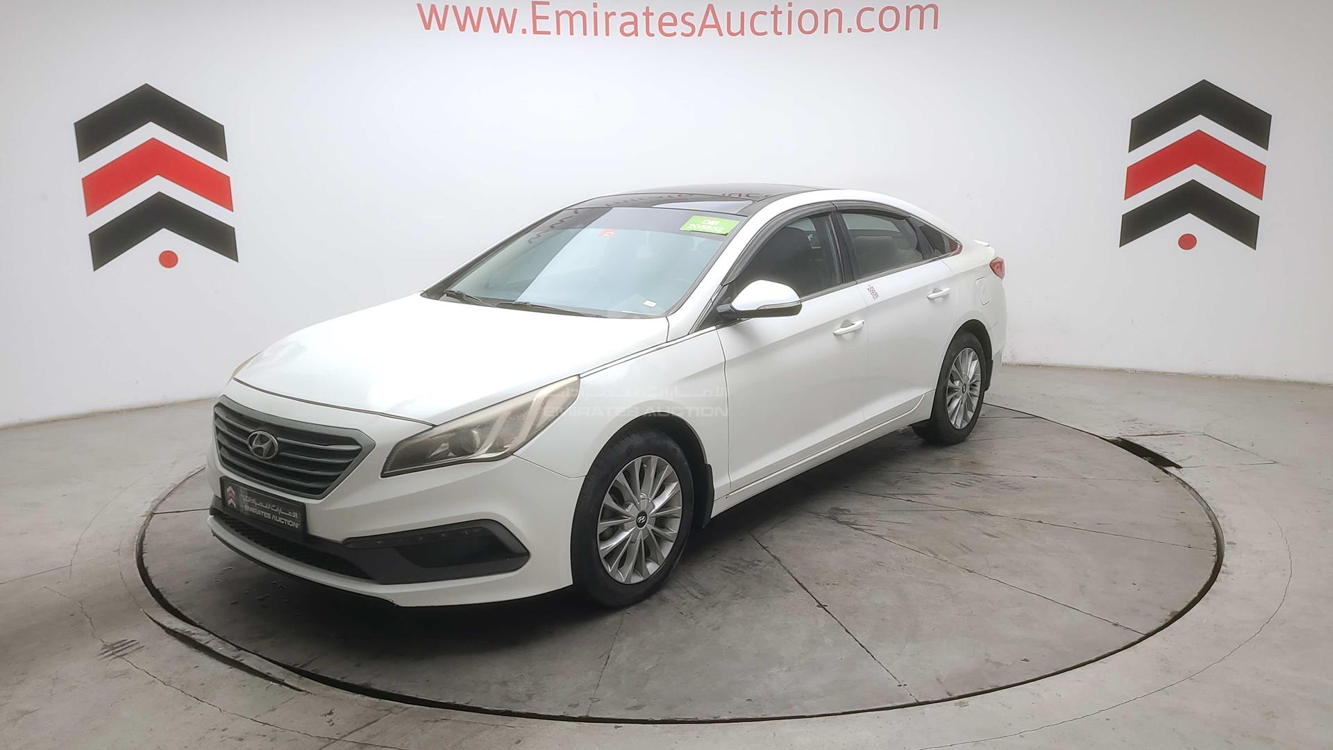 2016 HYUNDAI SONATA VIN: KMHE241G6GA168213