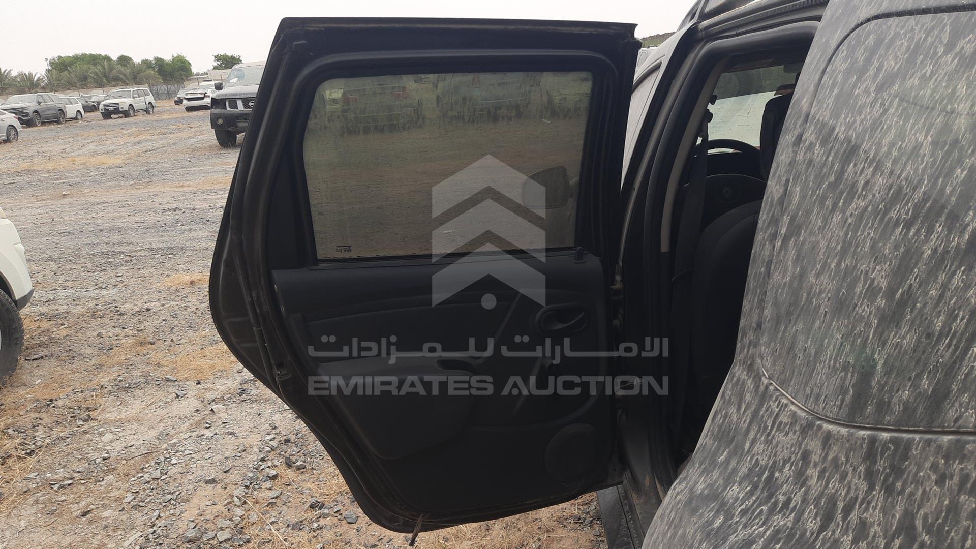 2015 RENAULT DUSTER VIN: VF1HSRCA6FA516127