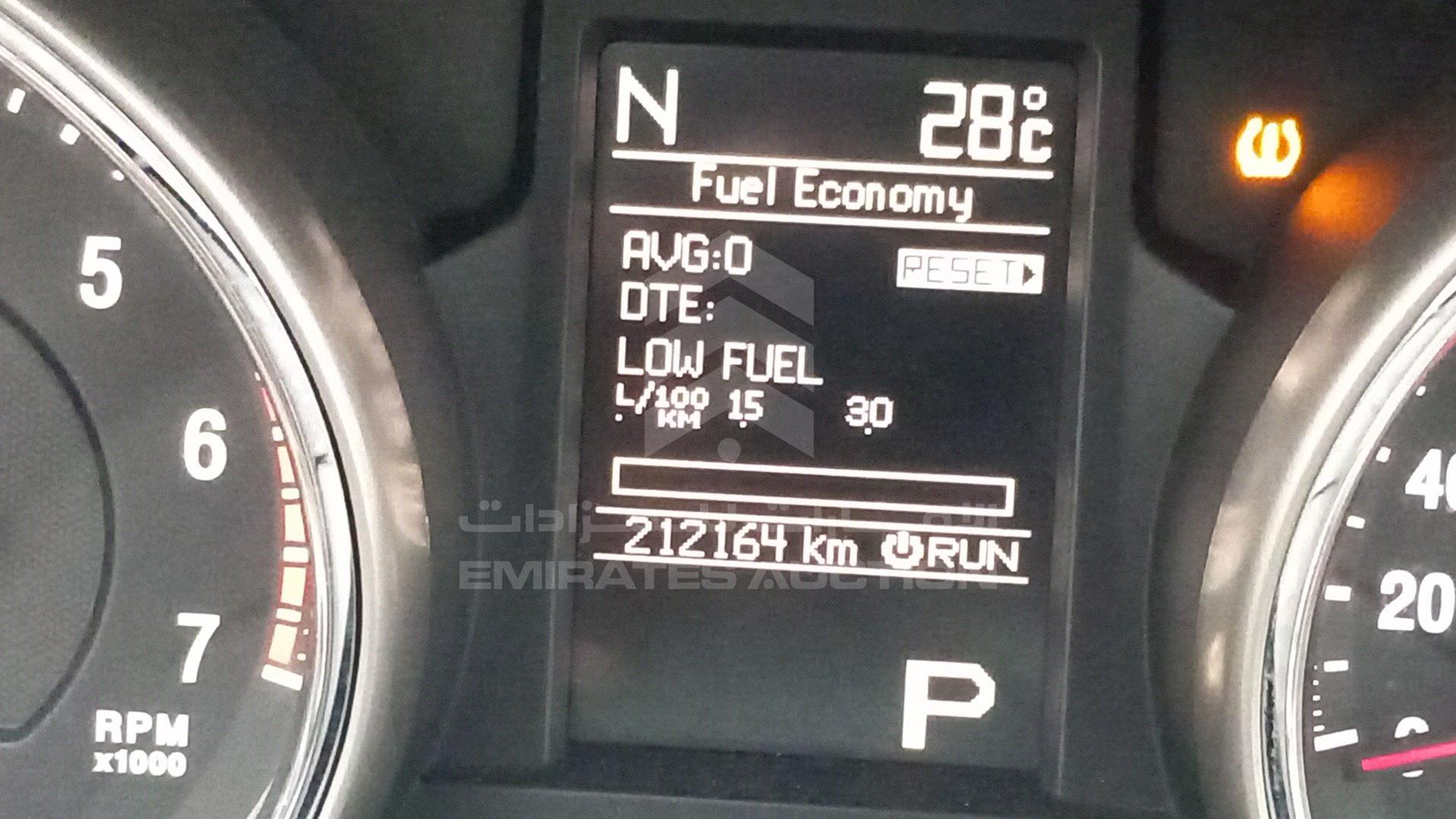2013 JEEP GRAND CHEROKEE VIN: 1C4RJFBT6DC586576
