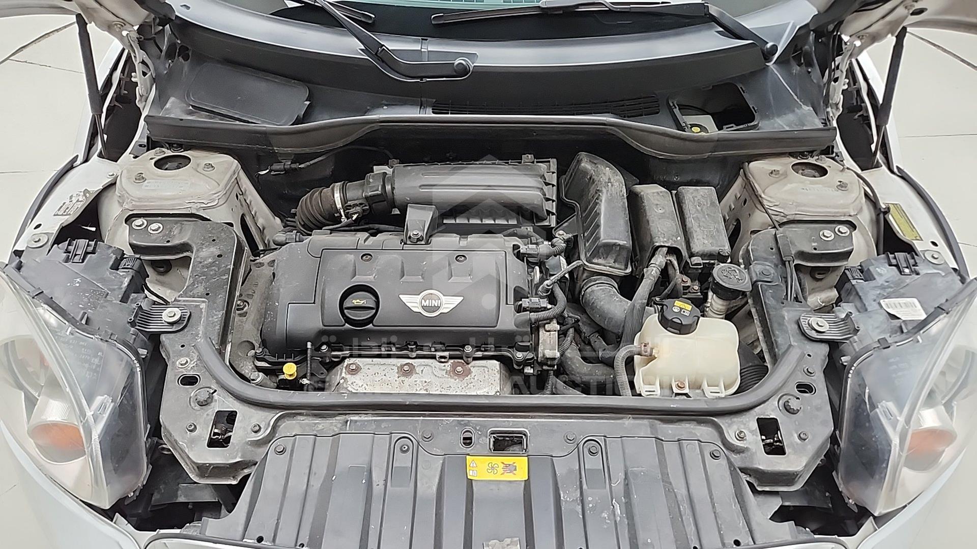 2014 MINI PACEMAN VIN: WMWSS1C50EWN94767