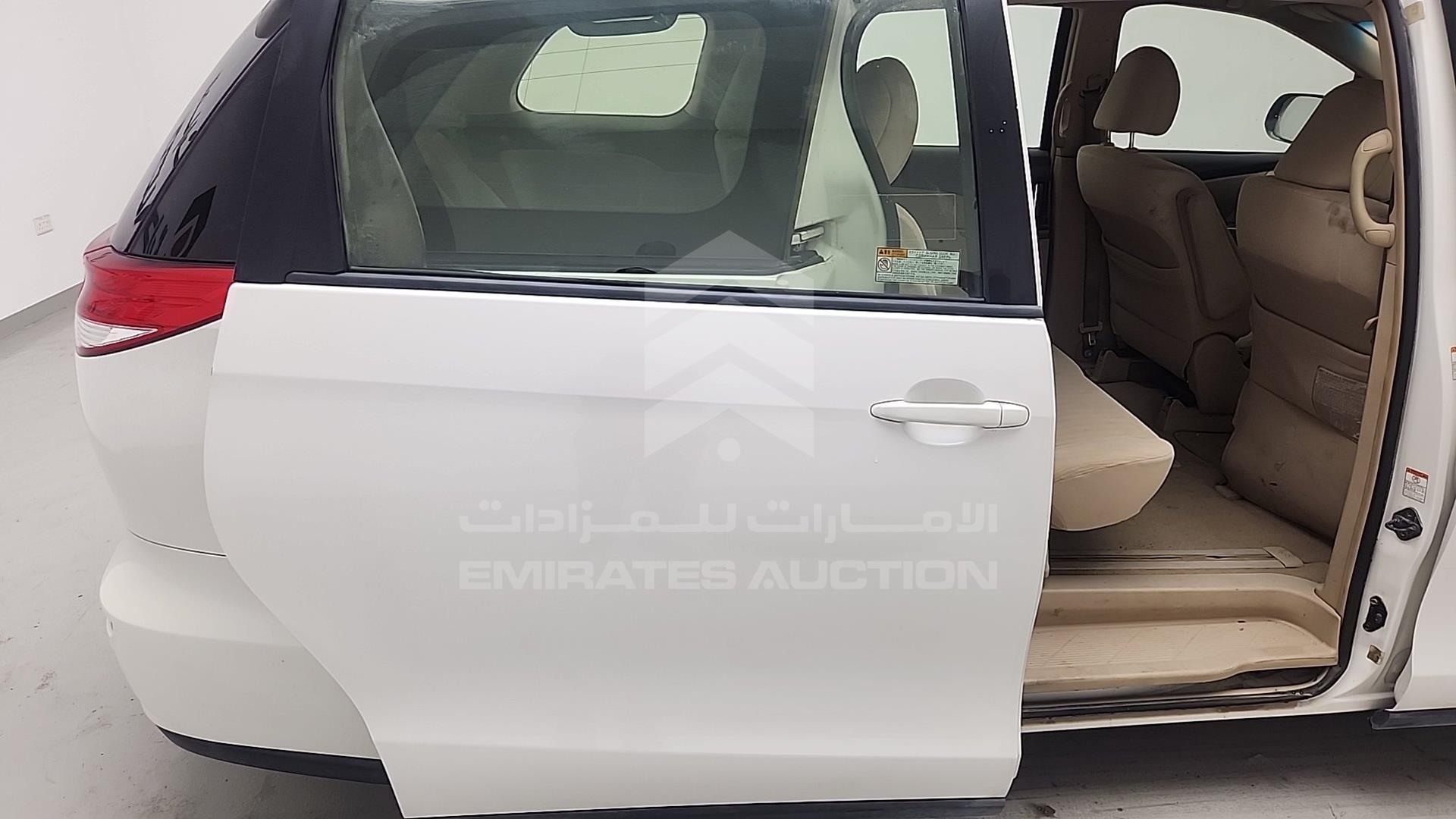 2015 TOYOTA PREVIA VIN: JTNGE52M4FA049987