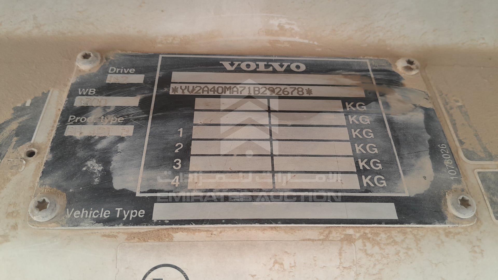 0 VOLVO --- VIN: YV2A4DMA71B292678