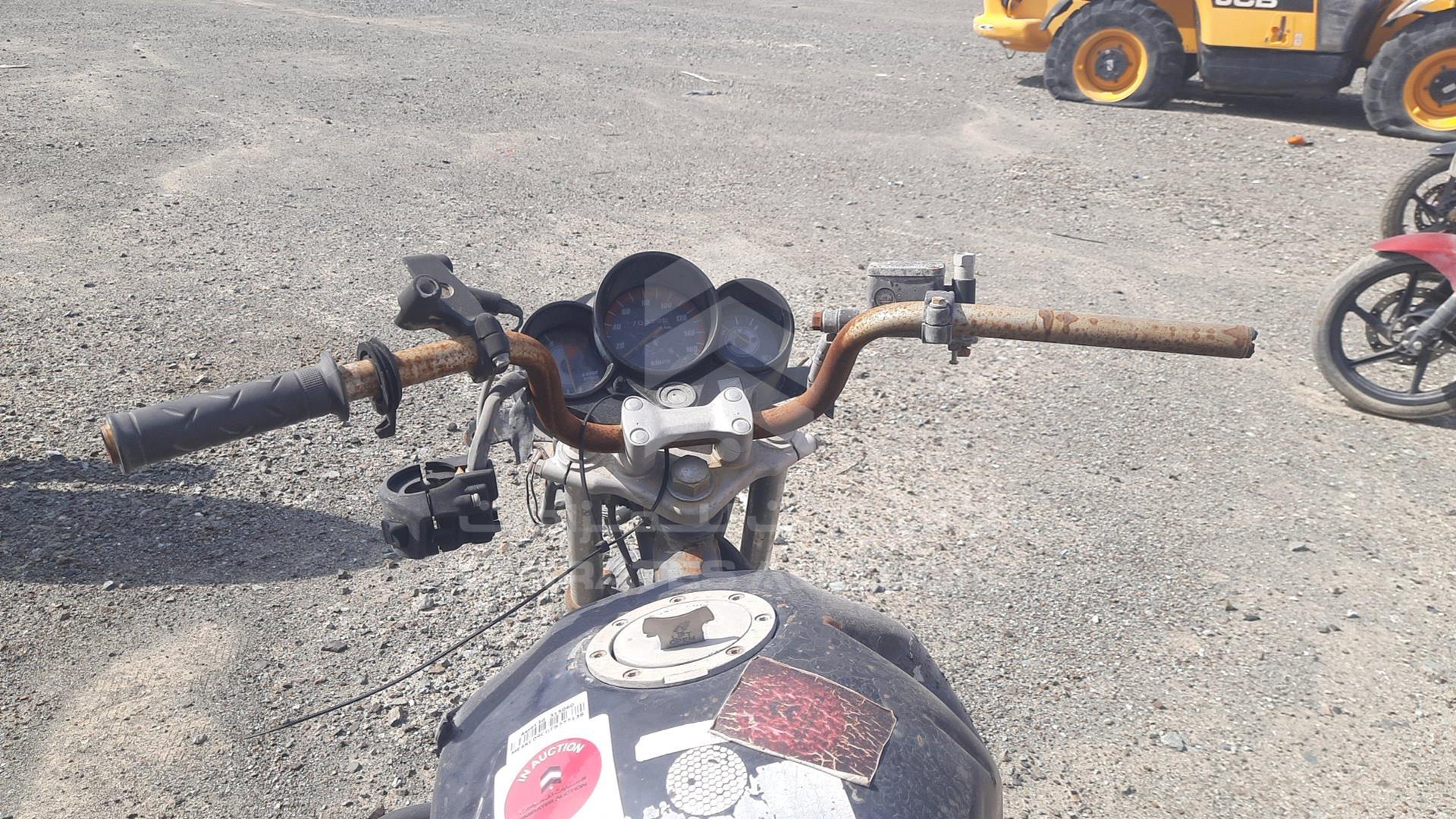 2014 HONDA CBF150 MA VIN: ME4KC09CGE8777138