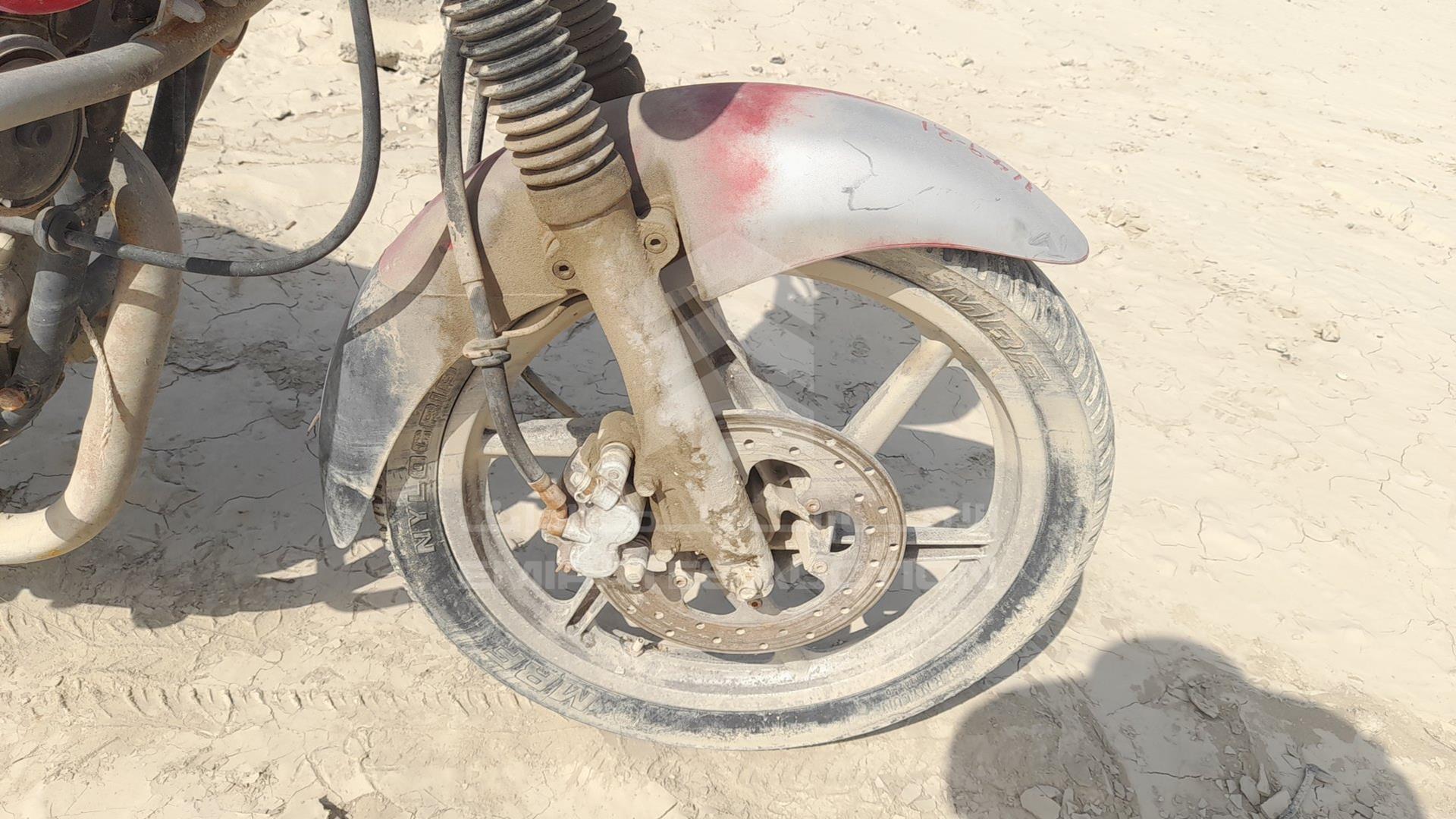2005 BAJAJ 180 CC VIN: DJVBME87930