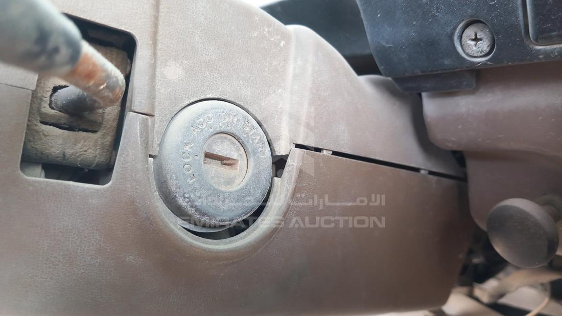 2002 Toyota Land Cruiser Pickup — Keys — Photo 4