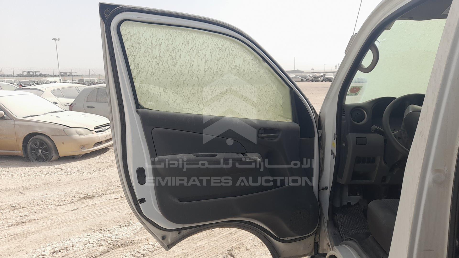 2016 MITSUBISHI CANTER VIN: JN6BE6BS1G9800160
