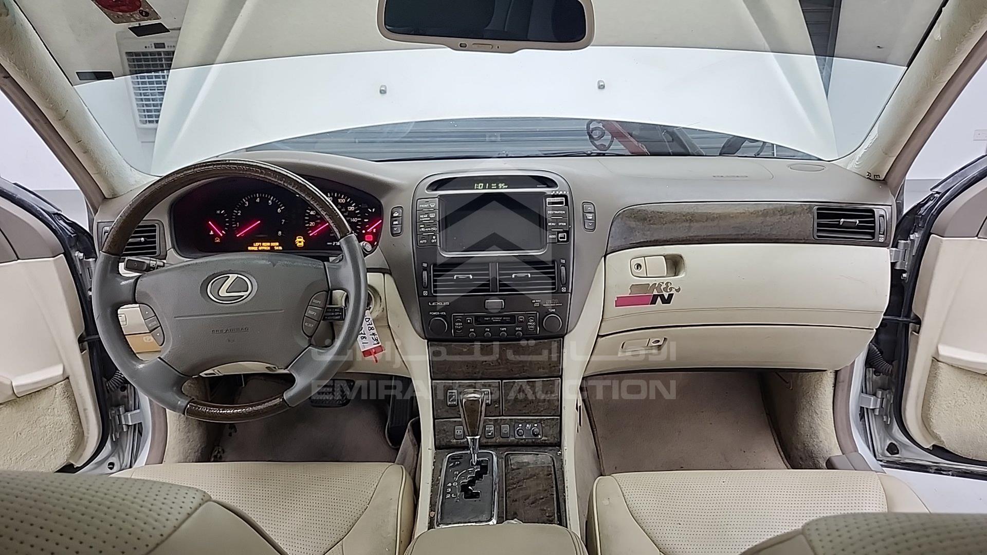 2002 LEXUS LS 430 VIN: JTHBN30F020078439
