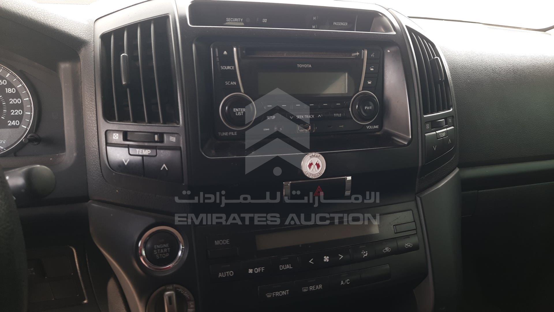 2010 TOYOTA LAND CRUISER VIN: JTMDU09J9A4028309