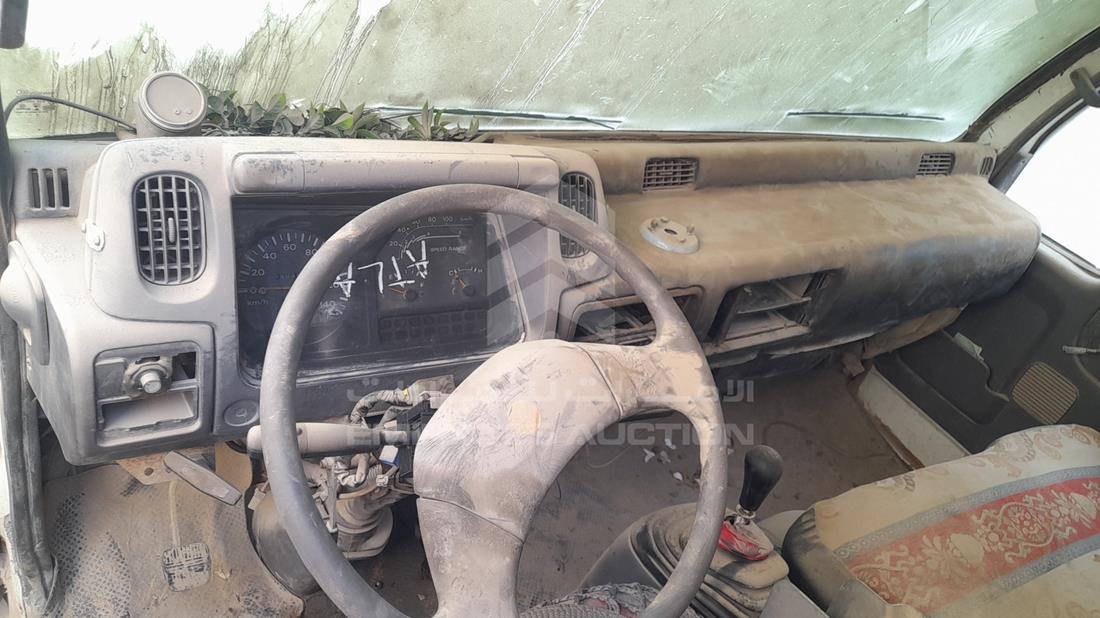 Nissan Diesel UD — Full Dashboard View — Photo 15