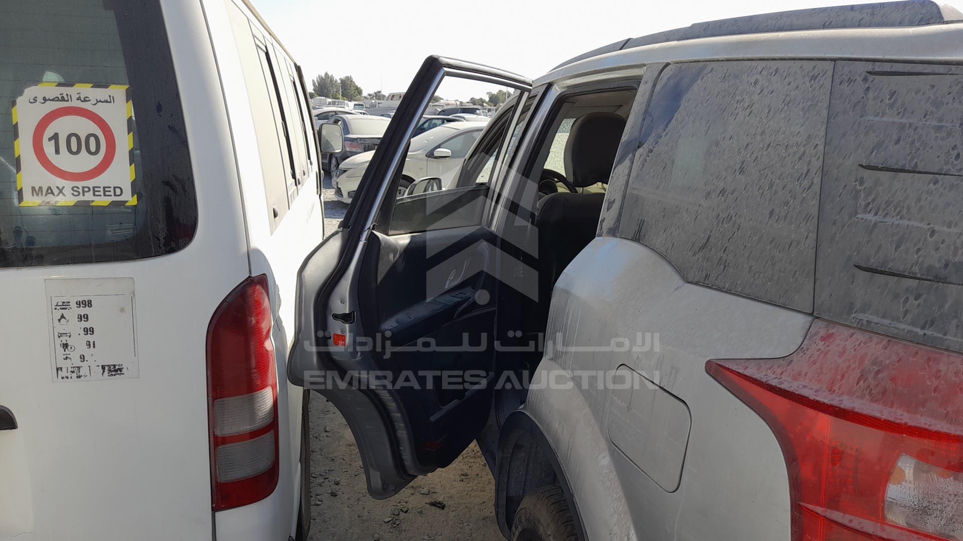 2018 MAHINDRA XUV500 VIN: MA1YW2LDVJ6050689