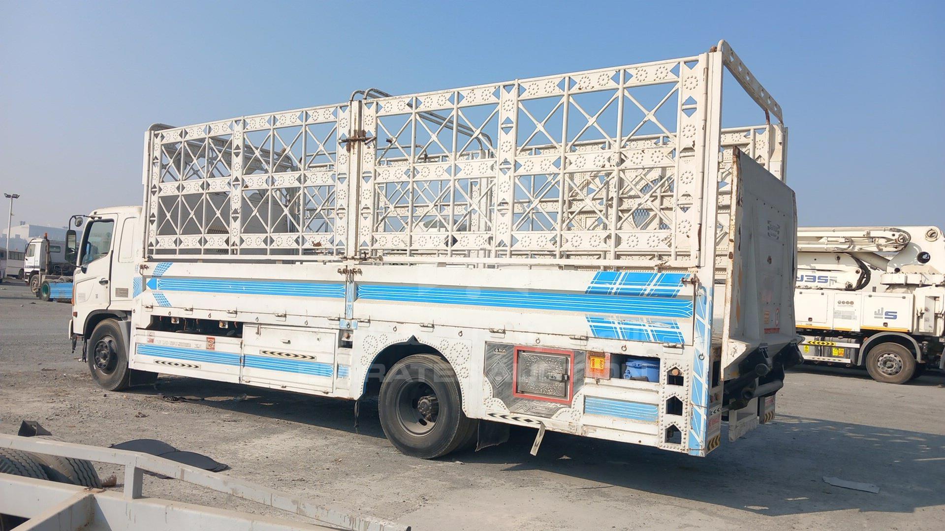 2003 HINO FG VIN: JHDFG1JP231S10071