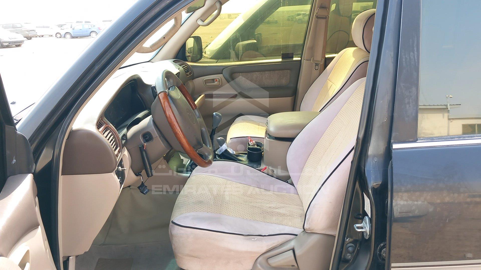 2000 TOYOTA LAND CRUISER VIN: JT3HJ09J1Y0025212
