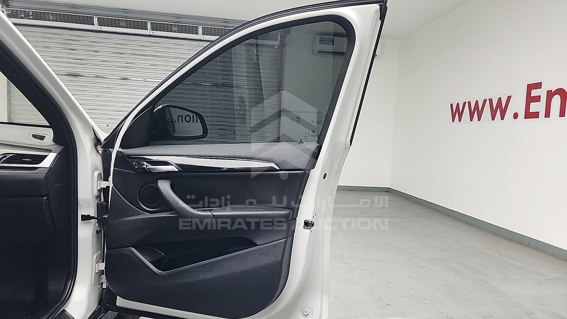 2021 BMW X1 VIN: WBXJG9C0XM5S11945