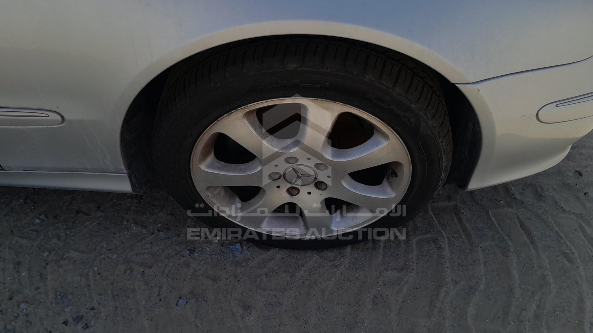 2004 MERCEDES CLK320 VIN: WDB2093651F074586