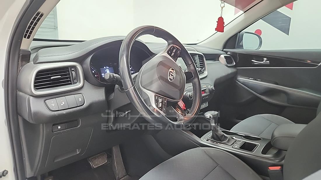 2019 Kia Sorento — Front Left Driver Dashboard View — Photo 13