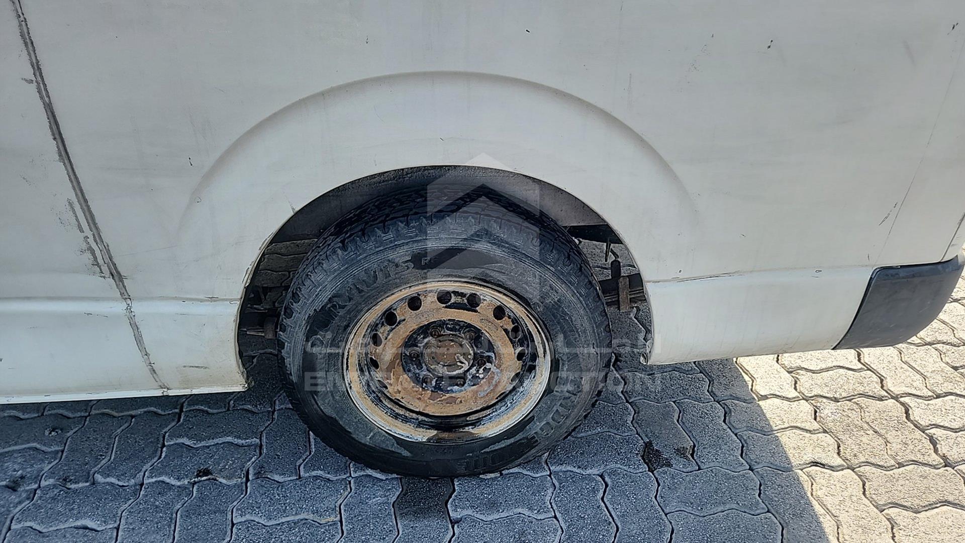 2009 TOYOTA HIACE VIN: JTFPX22P090016767