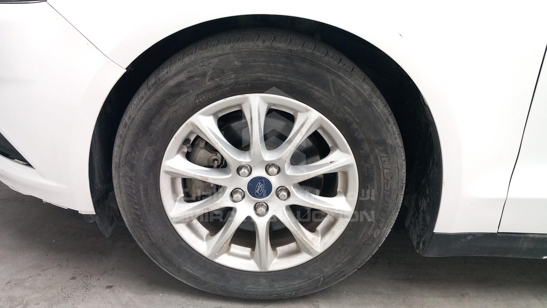 2016 FORD FUSION VIN: 3FA6P0G72GR209085