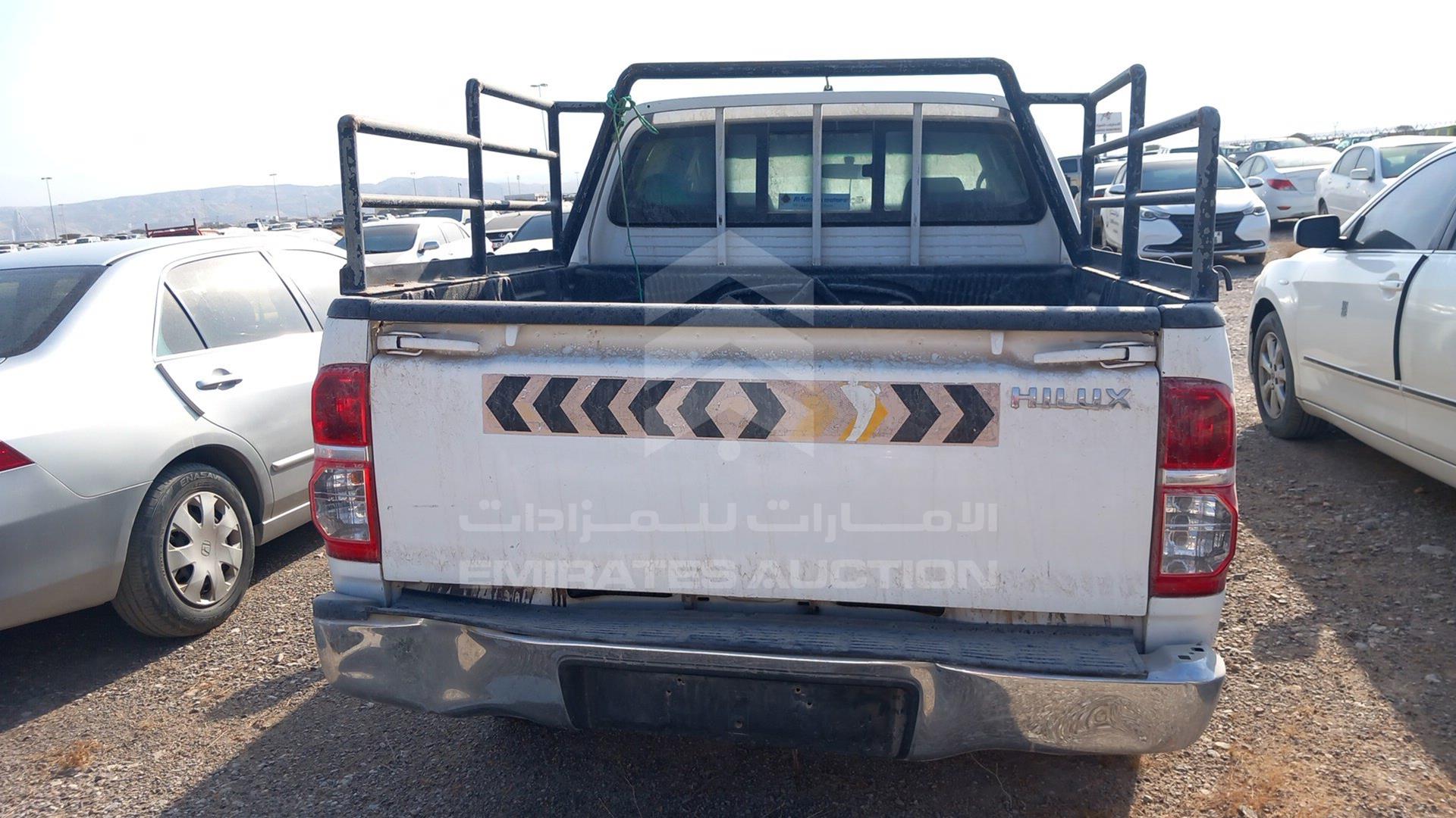 2013 TOYOTA HILUX VIN: MR0FX22G9D1367573
