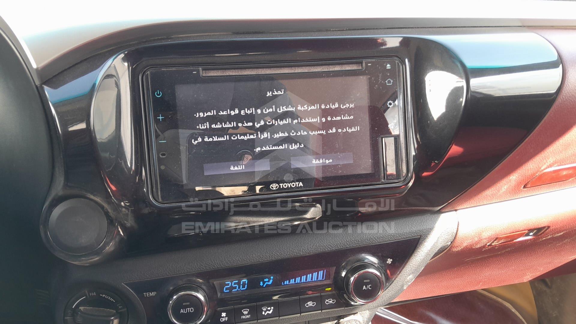 2020 TOYOTA HILUX VIN: MR0HX8CD4L1400235