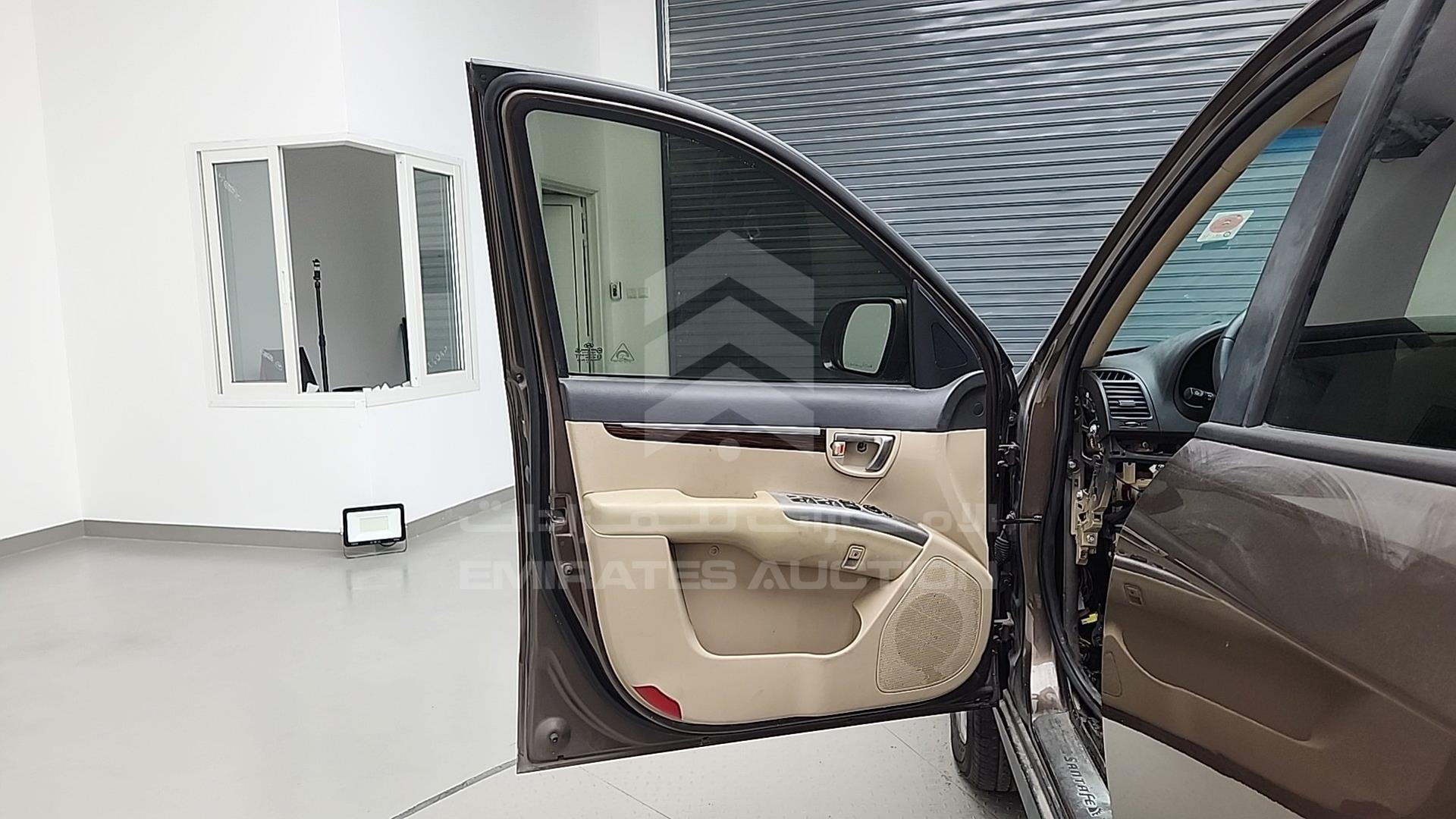 2012 HYUNDAI SANTA FE VIN: KMHSH81B0CU797908