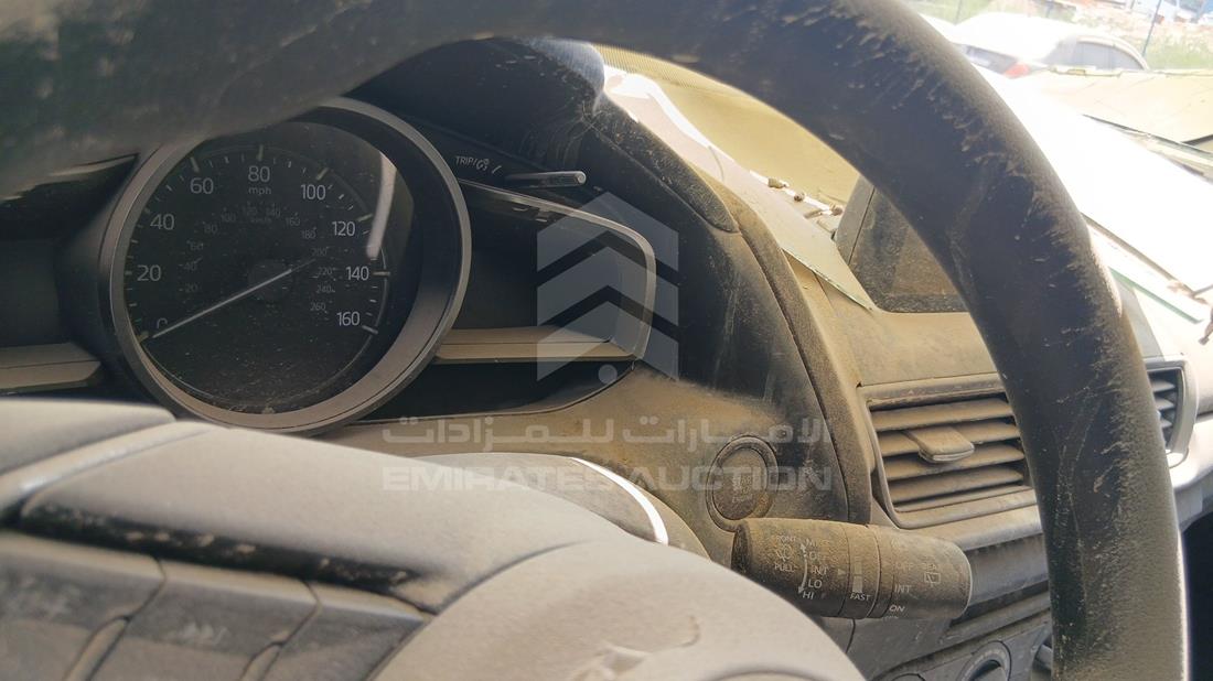 2017 Mazda 3 - Scrap without document — Speedometer & RPM Gauges — Photo 13