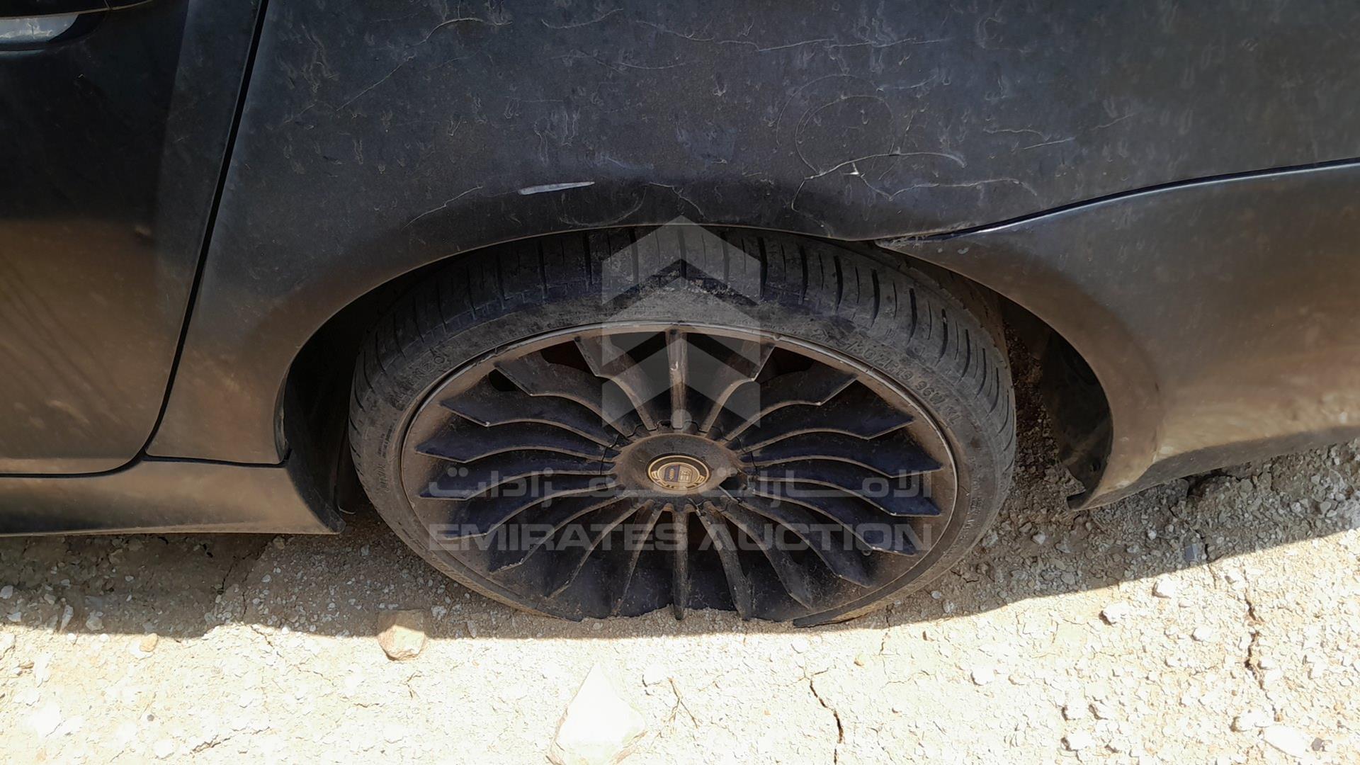 0 BMW --- VIN: WBANA71025B608718