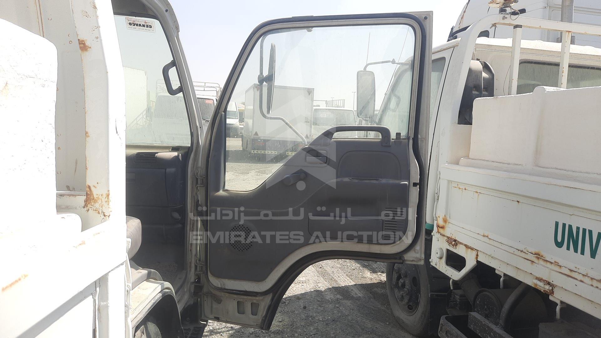 2007 ISUZU NKR VIN: JAAJP24G077K01232