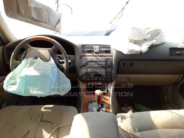 Lexus LS400 1999 JT8BH28F3X0158198 Image 30