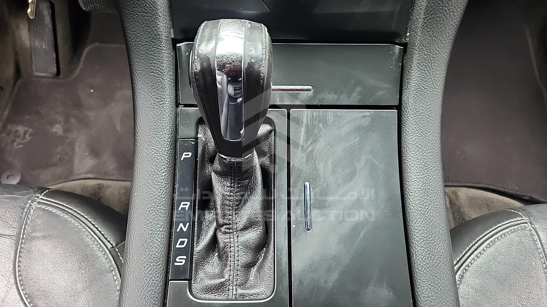 2014 FORD TAURUS VIN: 1FAHP2E8XEG173411