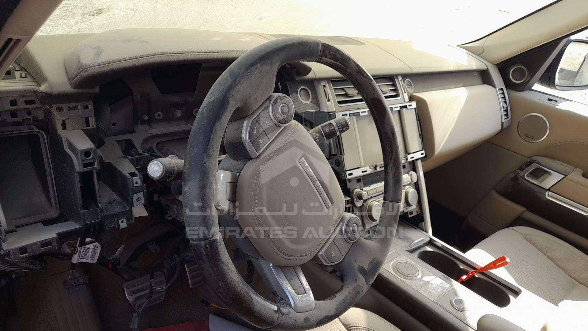 2015 RANGE ROVER VOGUE VIN: SALGA2EF4FA221276