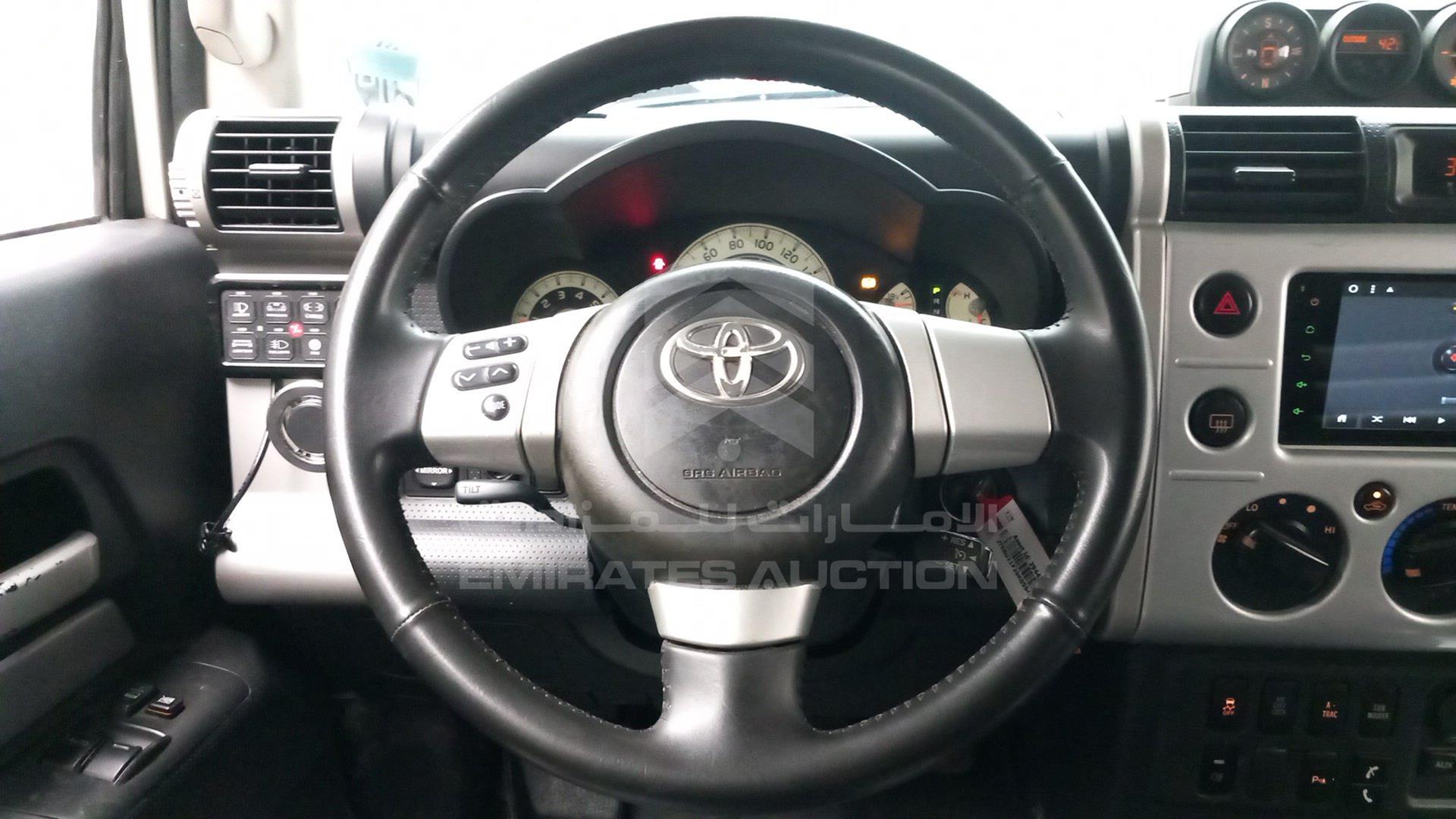 2009 TOYOTA FJ CRUISER VIN: JTEBU11F29K059425