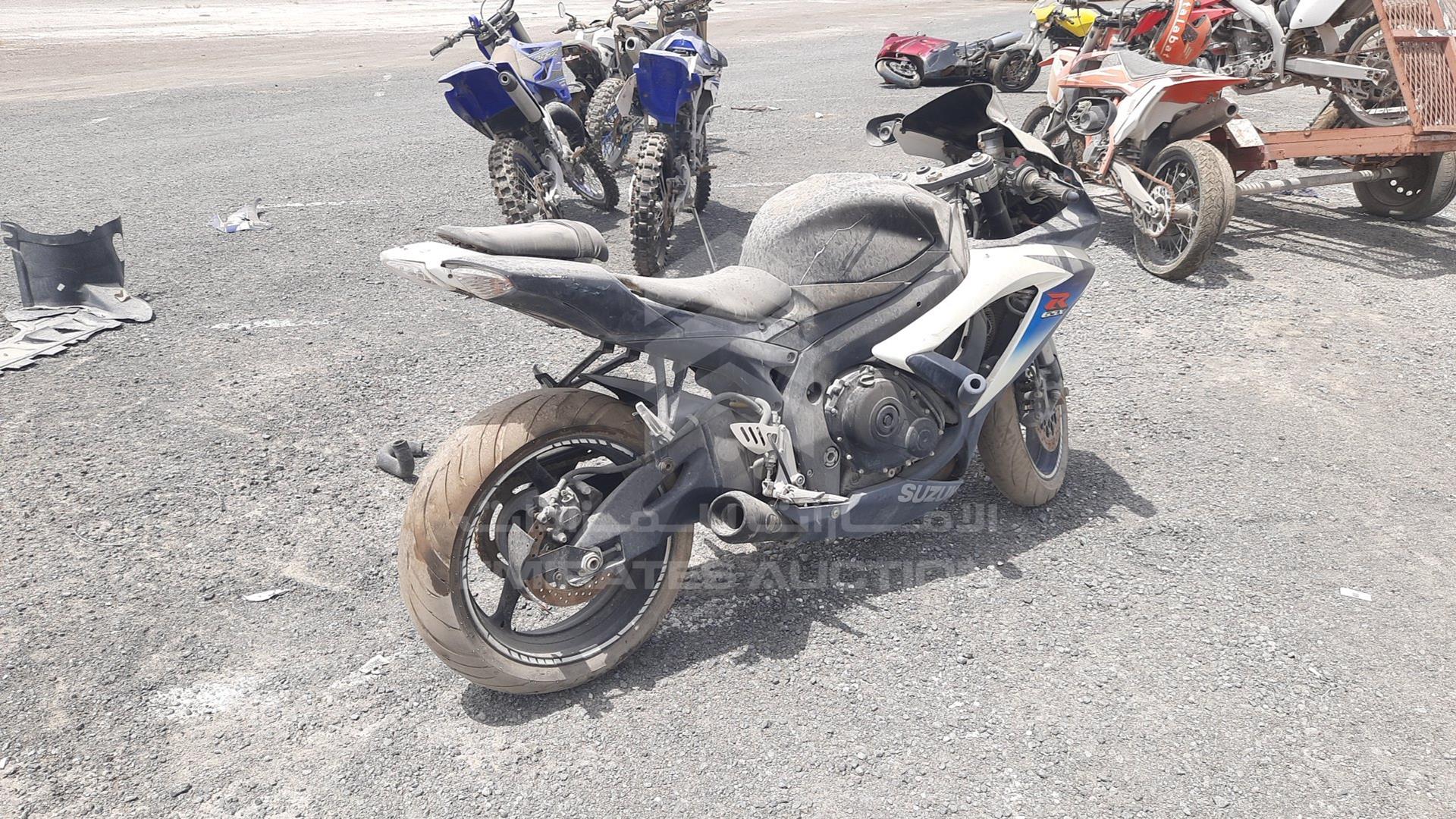 2009 SUZUKI GSXR 750 VIN: JS1GR7LA392100977