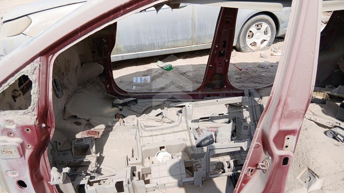 2006 Nissan Tiida — Front Left Driver Seat View — Photo 10