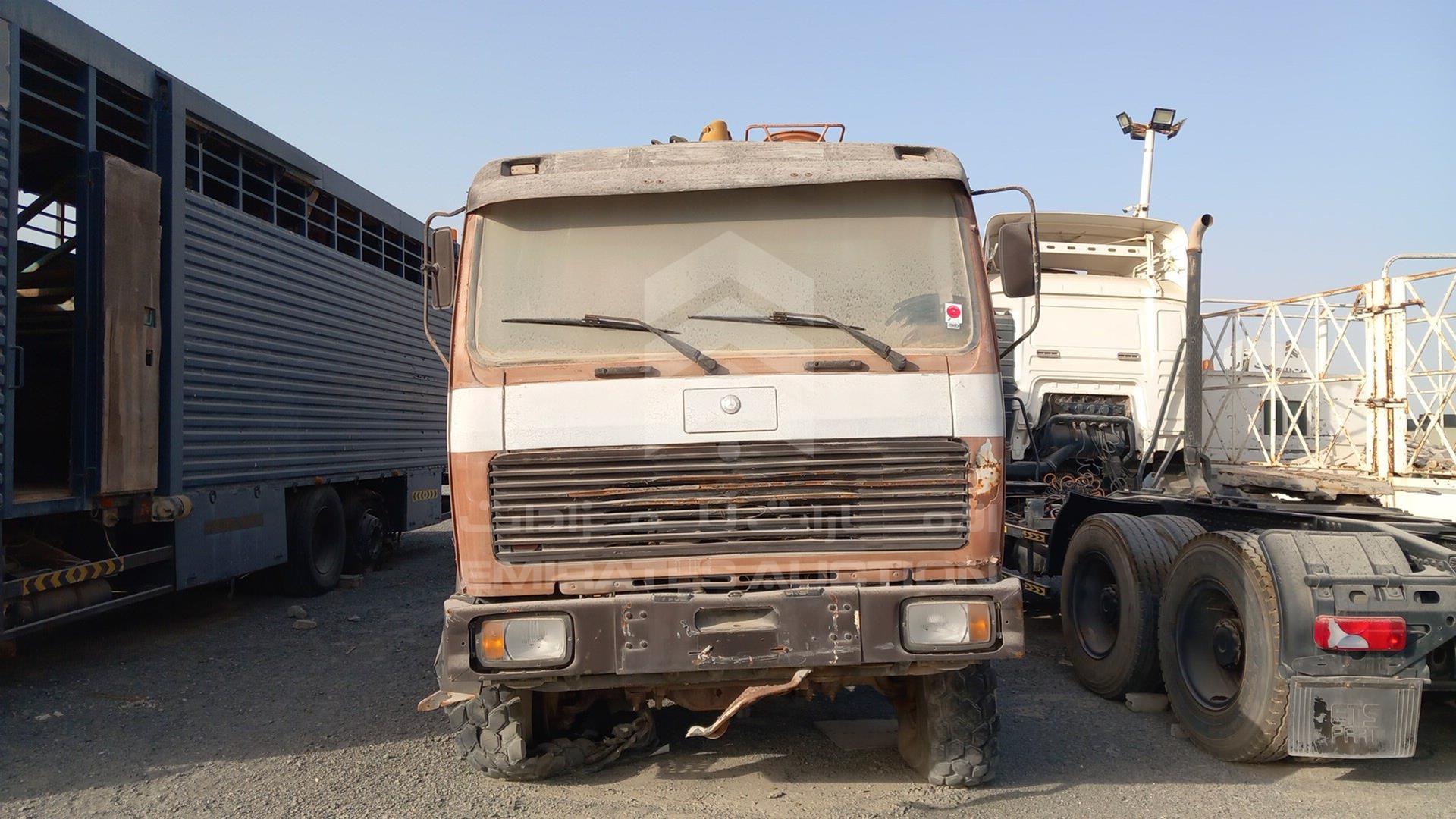 0 MERCEDES TRUCK VIN: 39544214429623