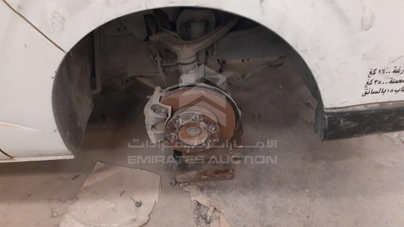 JTGJX02P1E0061717 Auction: EmiratesAuction Lot: 409501 JTGJX02P1E0061717 Toyota Hiace 2014 WHITE Photo 28