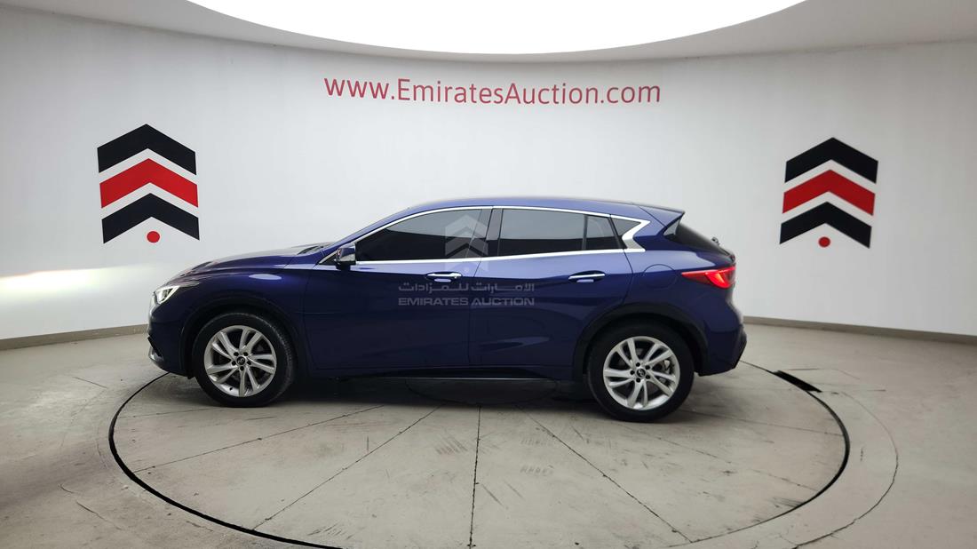 2018 Infiniti Q 30 — Left Full View — Photo 40