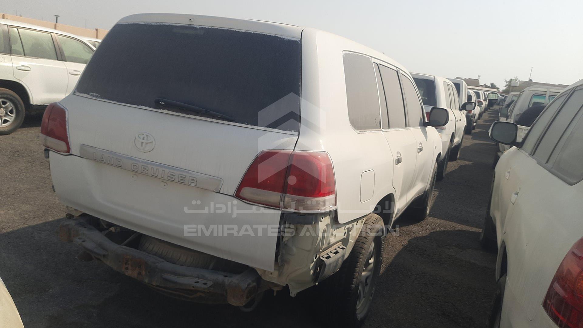 2011 TOYOTA LAND CRUISER VIN: JTMDU09J8B4032305