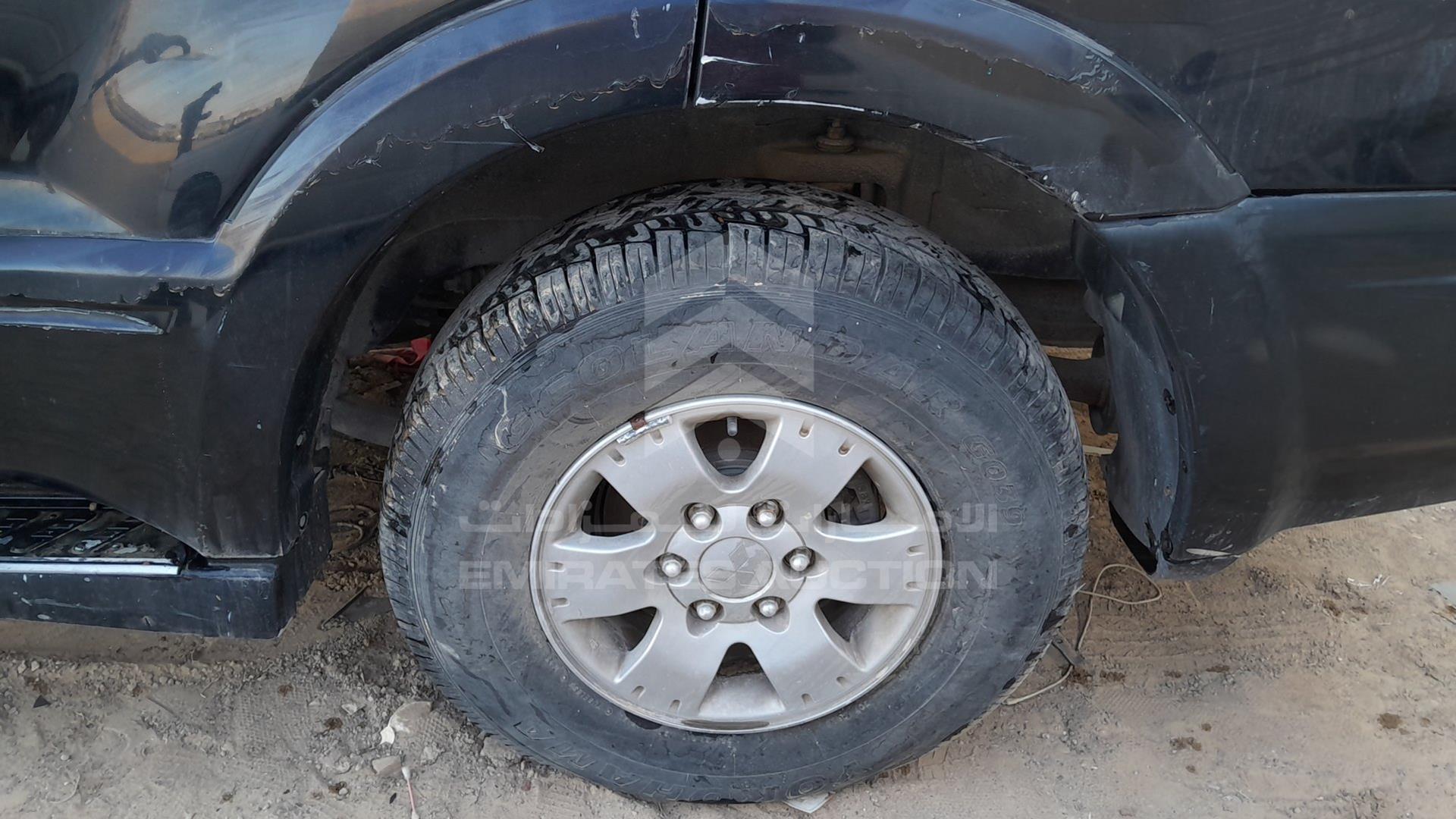 2007 MITSUBISHI PAJERO VIN: JMYLRV73W7J703442
