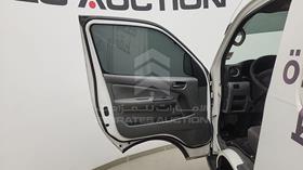 2018 Nissan Urvan — Front Left Door — Photo 5 — Thumbnail