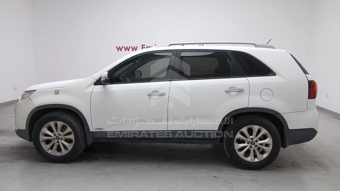 2014 Kia Sorento — Front Left Angle — Photo 10