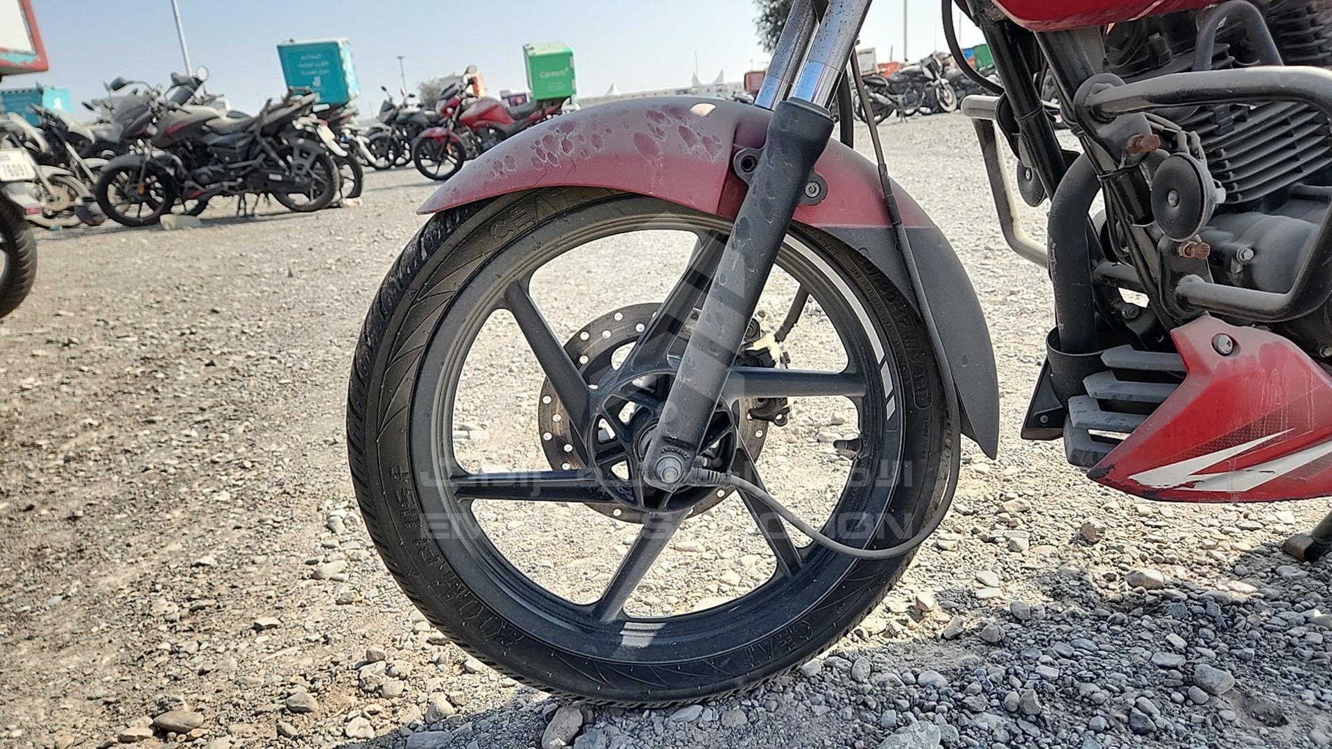 0 BAJAJ PULSAR VIN: MD2A11CX6LCE59856
