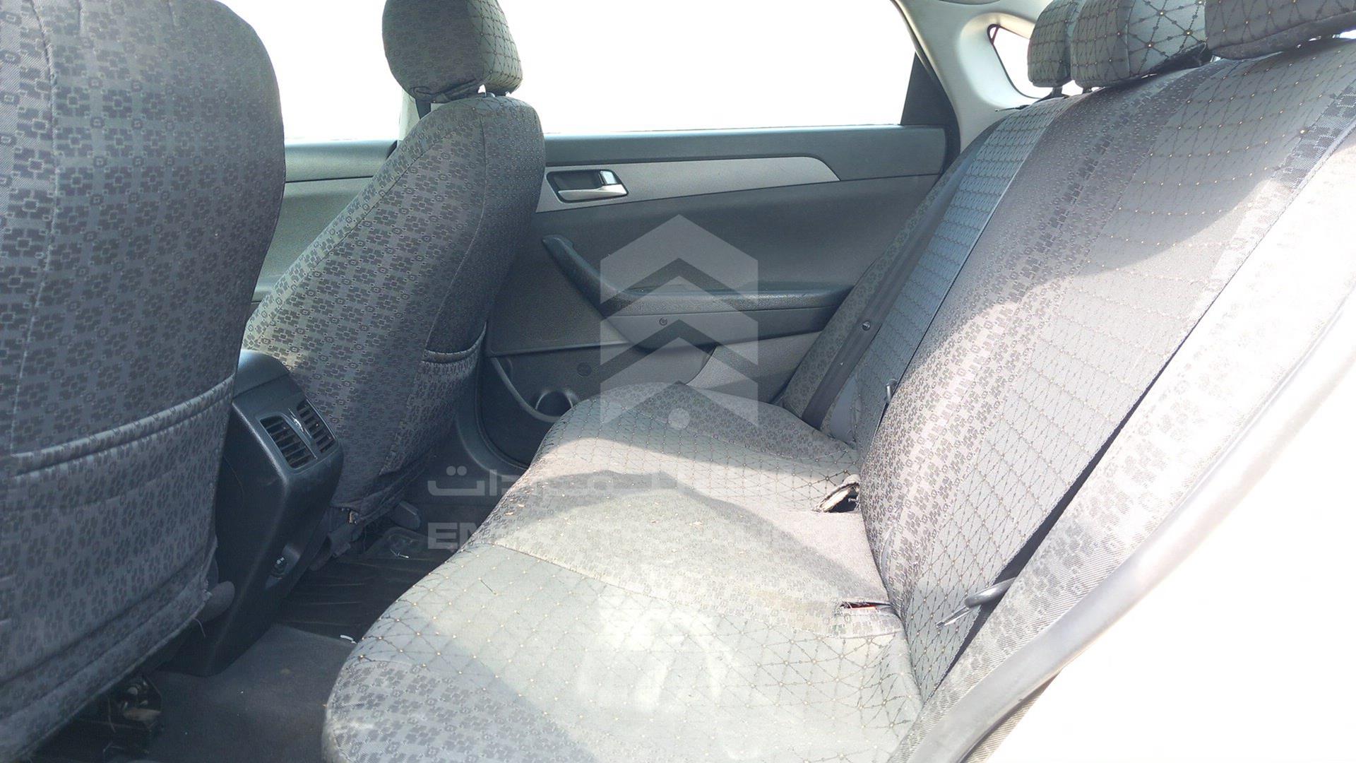 2018 HYUNDAI SONATA VIN: KMHE24137JA082090
