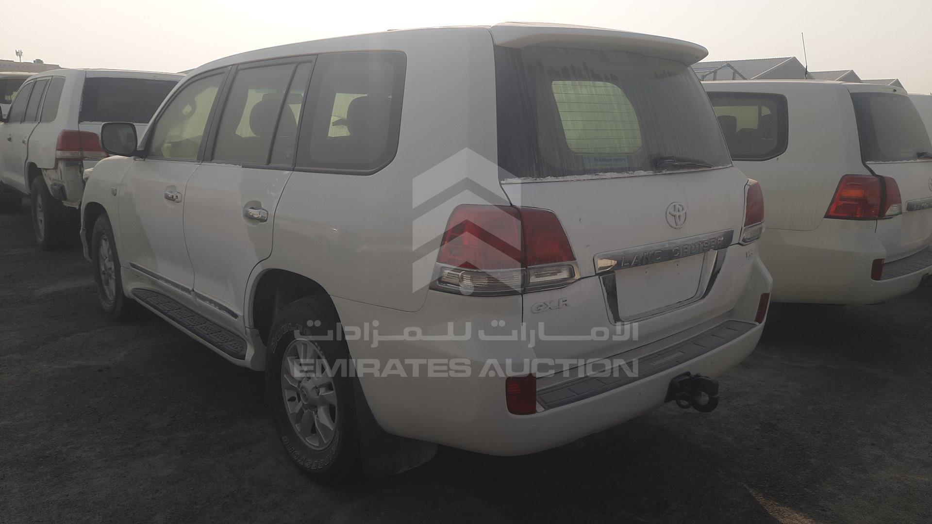 2011 TOYOTA LAND CRUISER VIN: JTMHU09J2B5052304