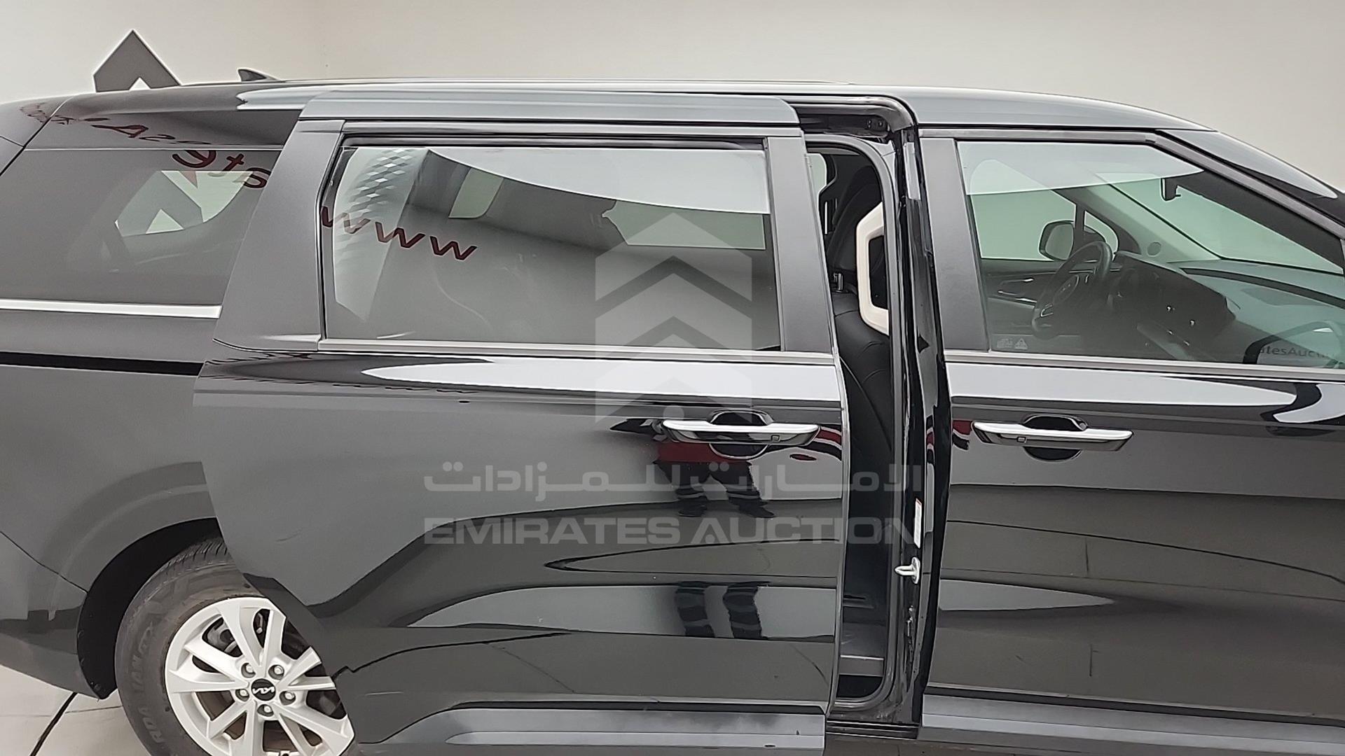 2022 KIA CARNIVAL VIN: KNDNB4H32N6132221