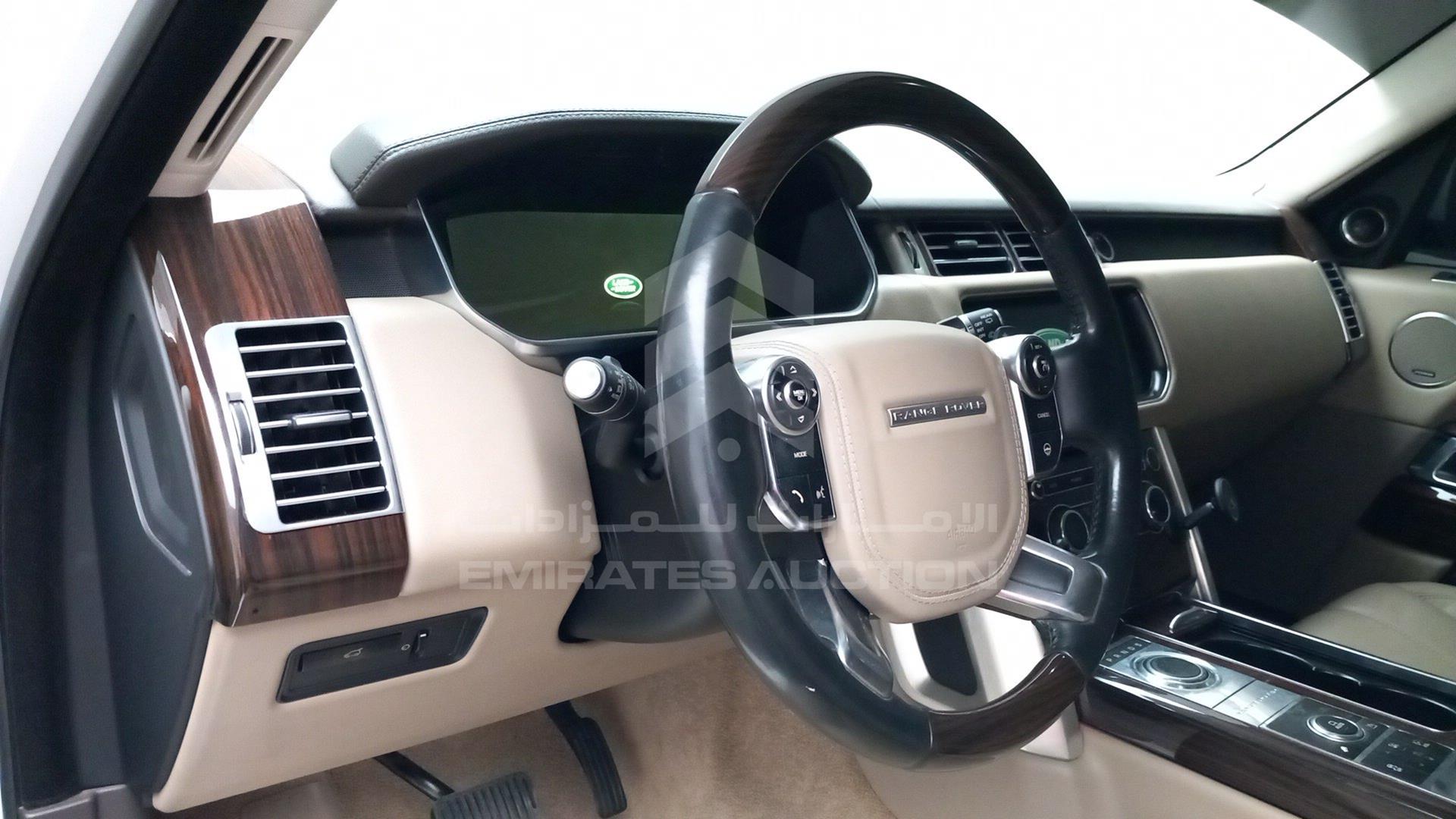 2015 RANGE ROVER HSE VIN: SALGA2DF7FA223492